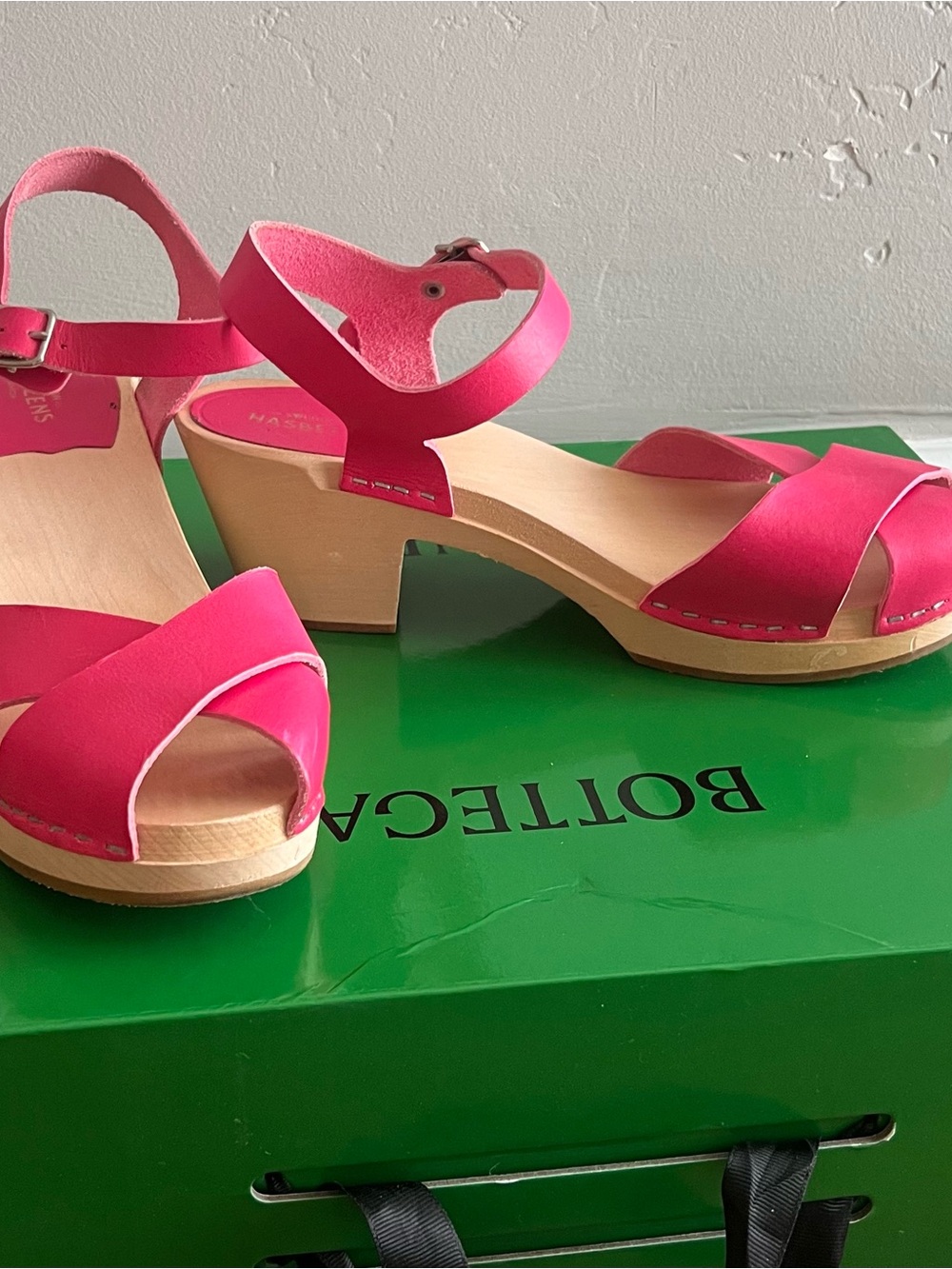 Swedish Hasbeens Hot Pink Wooden Open-Toe Wedge Sandals
